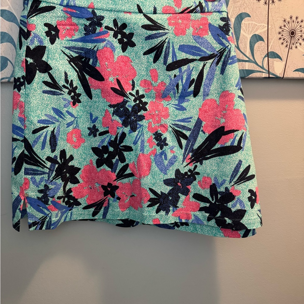 Women’s Floral A-Line Short- Pink & Aqua EUC size xl